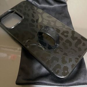 Leopard Loopy Case for Apple iPhone 12 Max Pro.